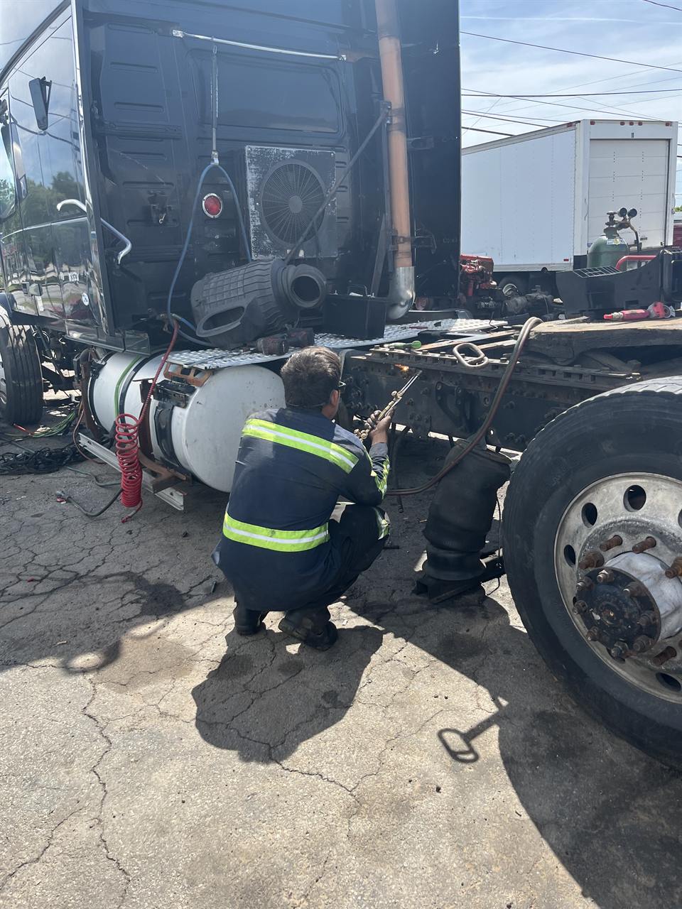 Mobile truck repair and towing in Forest Park, GA