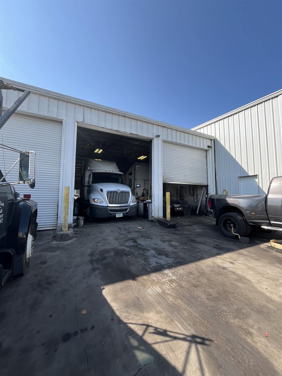 Mobile Rescue shop bays in Conley, GA